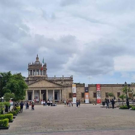 Departamento En El Corazon De Guadalajara Apartman Kültér fotó
