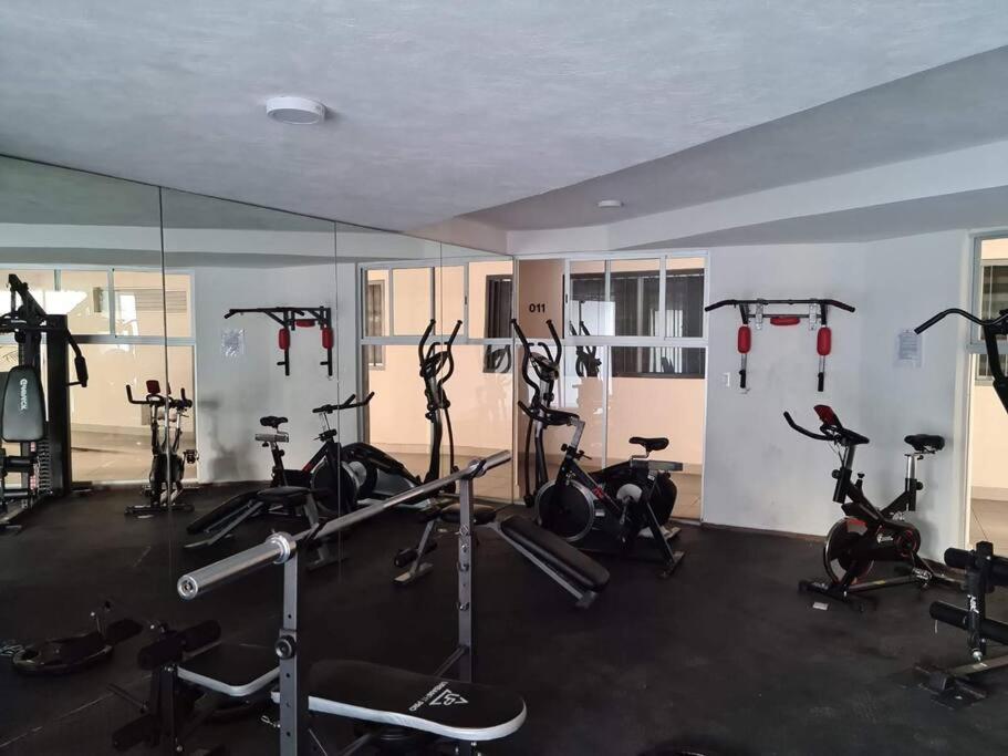 Departamento En El Corazon De Guadalajara Apartman Kültér fotó